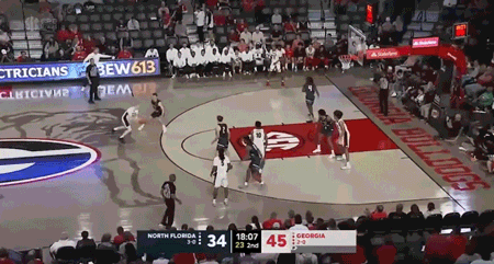 1756156677478_4e8280fe462d2fddf9f6c2af3e3fa73b.gif