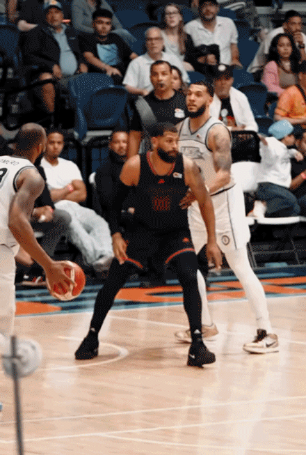 1757422088745_7c55968f82d6354c6f7101521b2a3783.gif